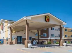 Super 8 by Wyndham Gillette