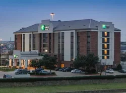 Holiday Inn Express & Suites Irving Conv Ctr - Las Colinas, an IHG Hotel