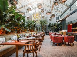 sly Berlin Accommodation Texas