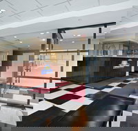 Days Inn by Wyndham Bronx Near Stadium - Accommodation Texas