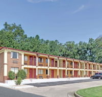 Days Inn by Wyndham Newport News - Accommodation Texas