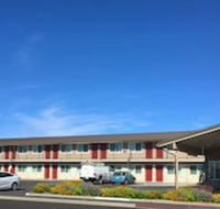 Super 8 by Wyndham Alturas - Accommodation Texas