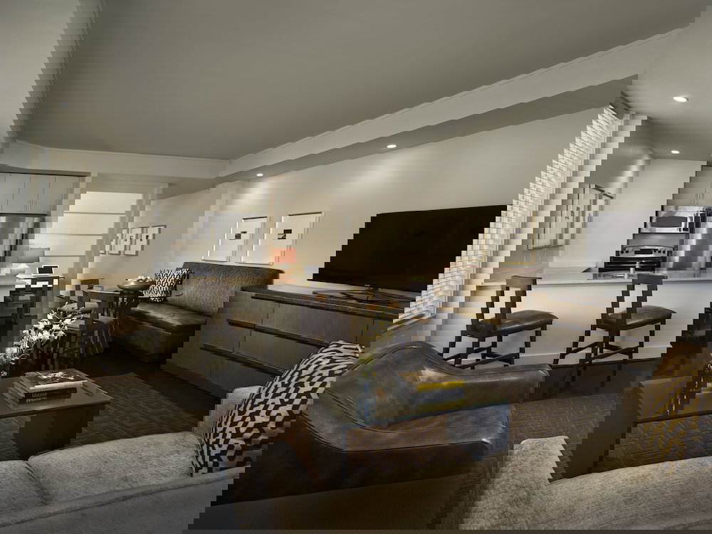 AKA White House - thumb 6