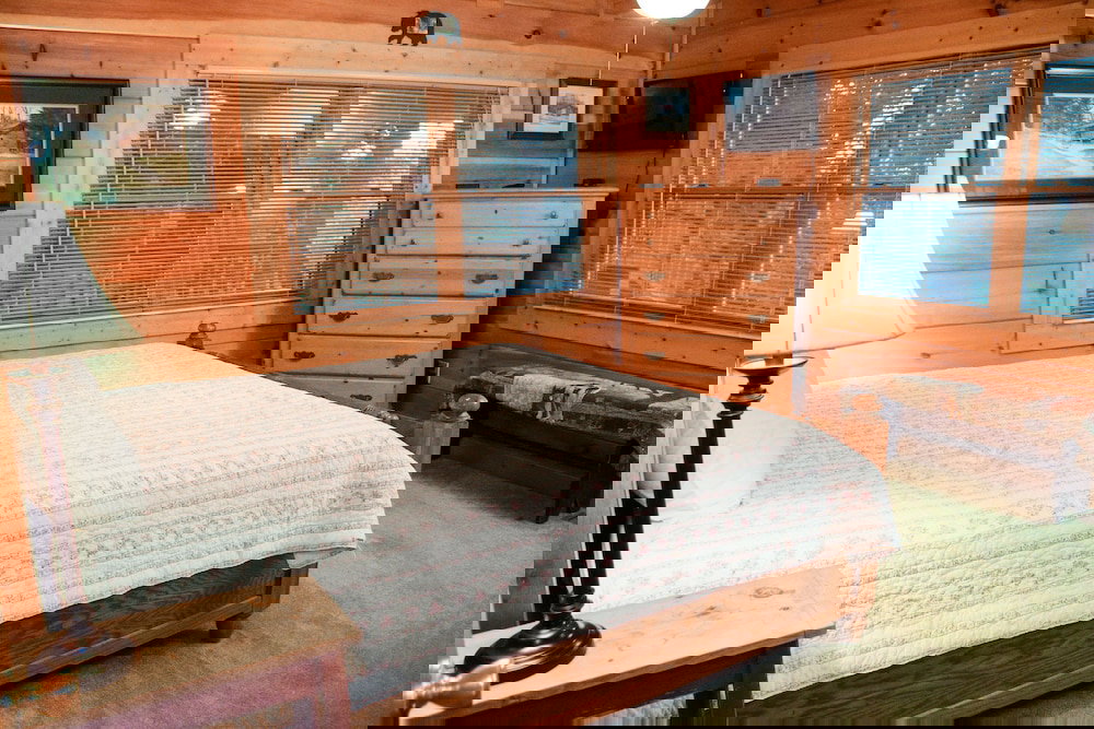 MAKING MEMORIES 3 Br Cabin - thumb 2