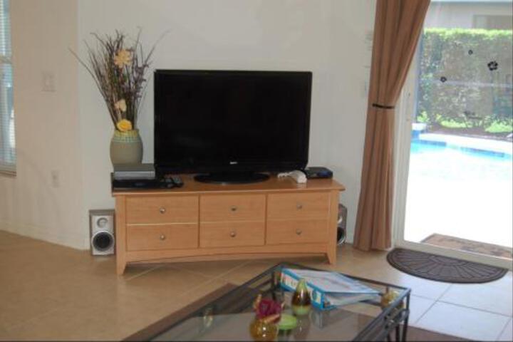 1062 Villa - thumb 3