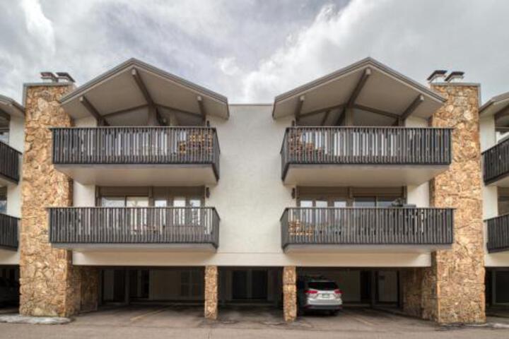 1 Bath Studio Apartment In Snowmass Village - thumb 4
