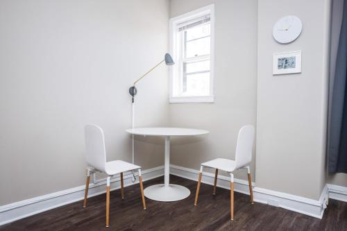 UChicago Lake Sci Museum With Gym W & D By Zencity - thumb 3