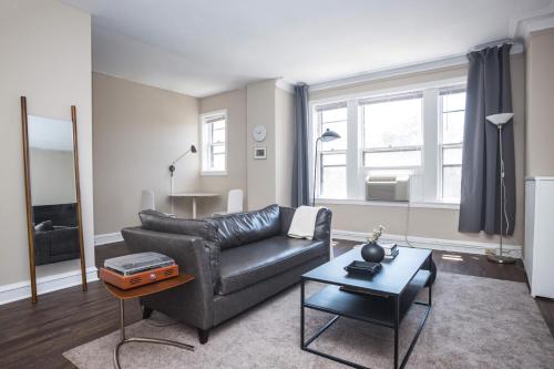 UChicago Lake Sci Museum With Gym W & D By Zencity - thumb 5