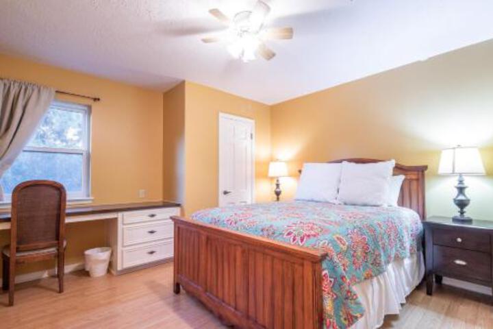 Valley View Home - thumb 0