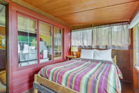 Rustic Cabin Retreat in Harrison