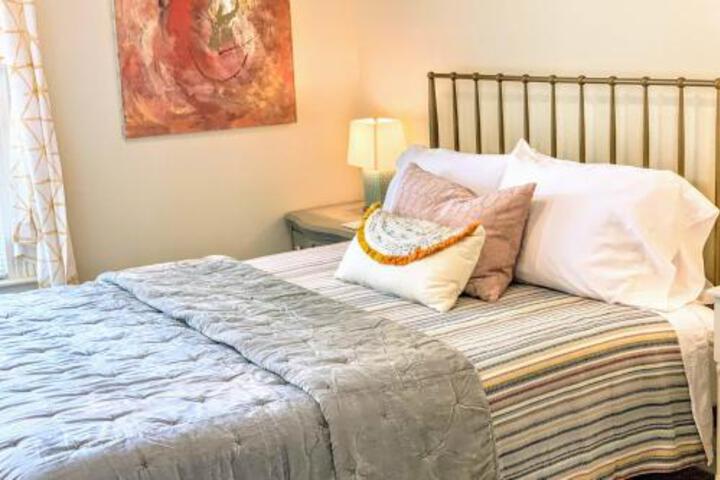 M Street Muse - thumb 0