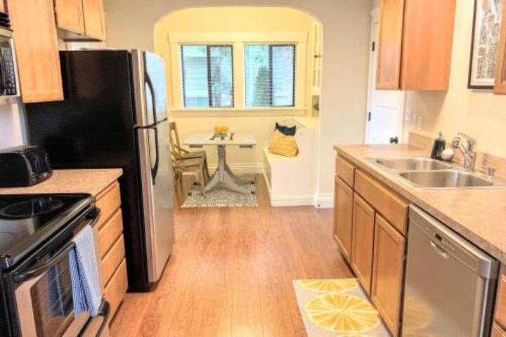 M Street Muse - thumb 5