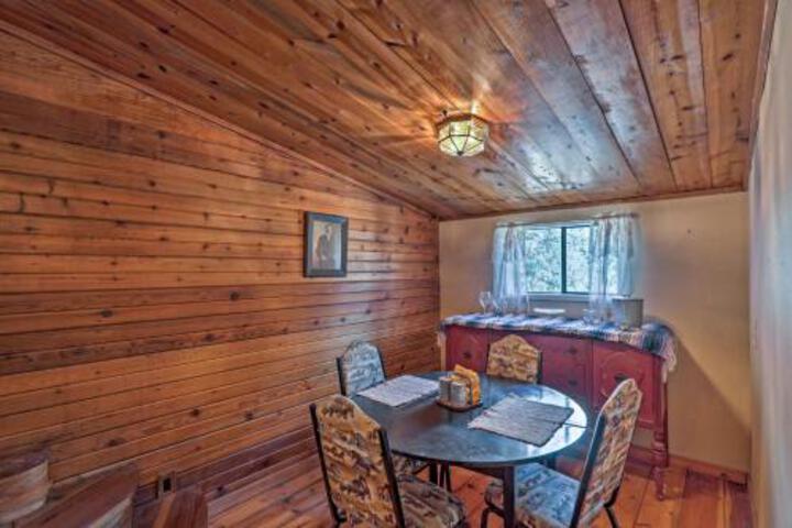 Cabin With Deck & Hot Tub 2 Miles To Ski Apache! - thumb 4