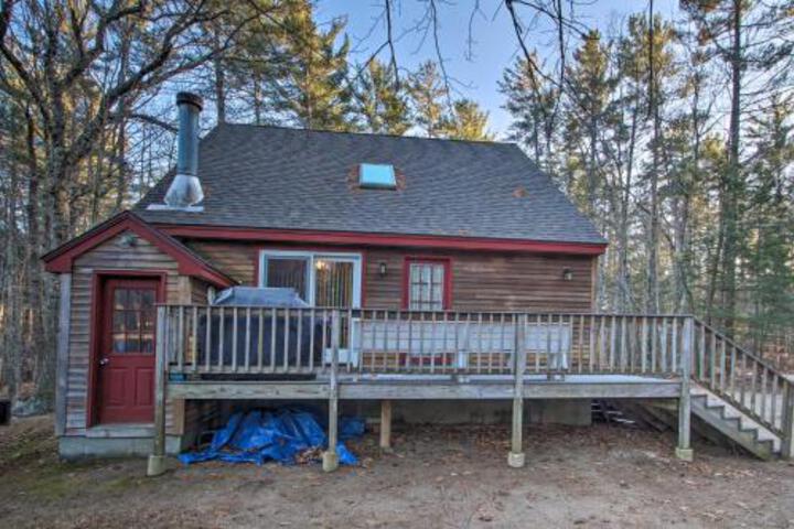 Lakeview Forest Cabin W / Deck Walk To Beach! - thumb 0