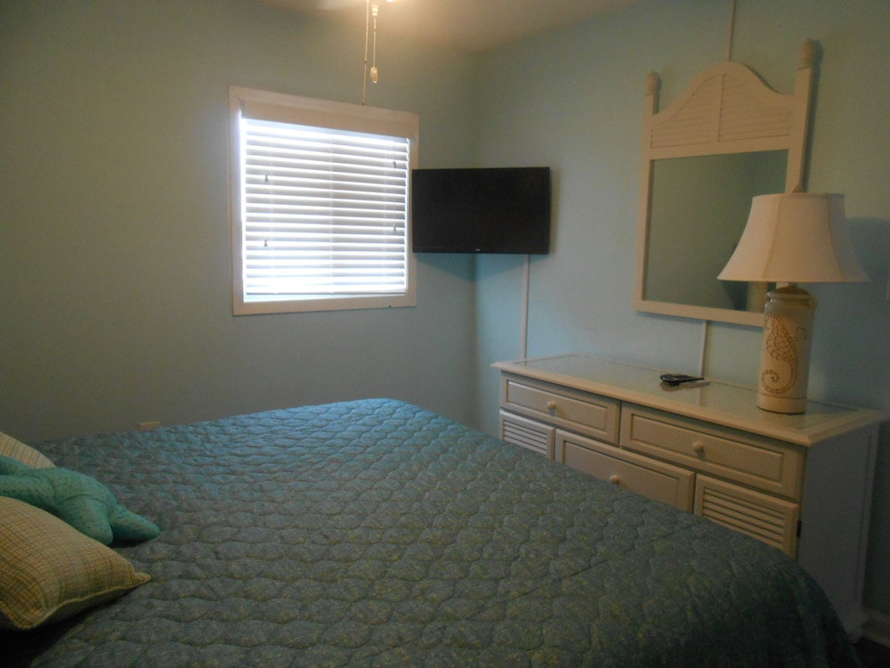 0409 Waters Edge Resort 1 Bedroom Condo - thumb 5