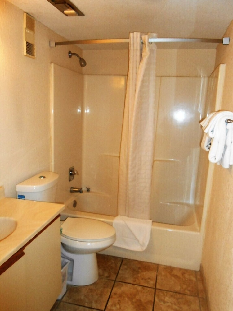 0310 Waters Edge Resort 1 Bedroom Condo - thumb 3