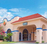 Travelodge Suites by Wyndham Kissimmee Orange - Accommodation Texas