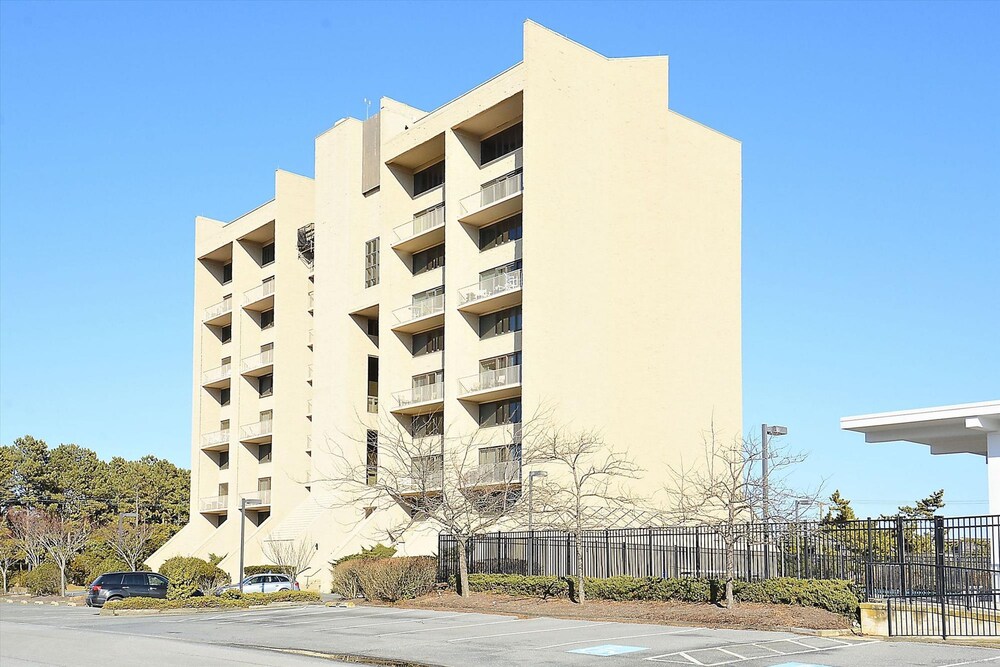21 Ocean Dr Unit 903 North Shores By Long & Foster - thumb 1