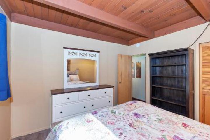 017 Mountain Bliss Cabin - thumb 5