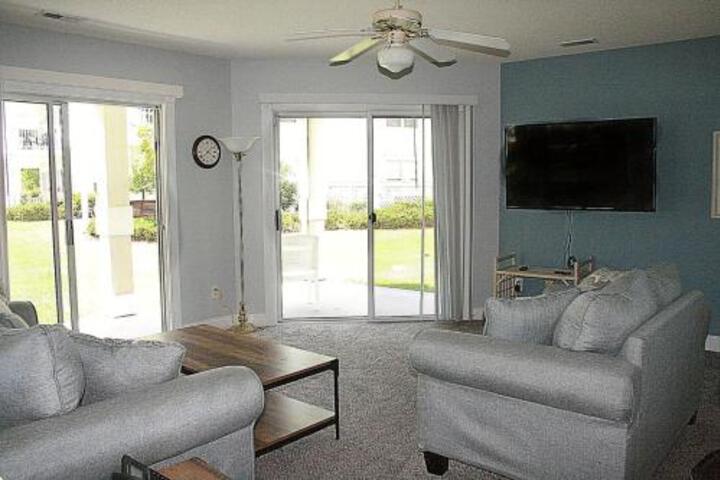 1203M Condo - thumb 0