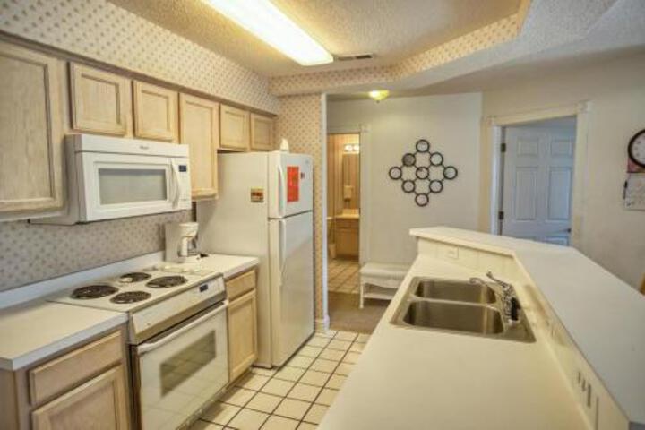 502M Condo - thumb 5