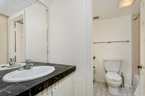 305 Fifth Avenue Condos - thumb 1