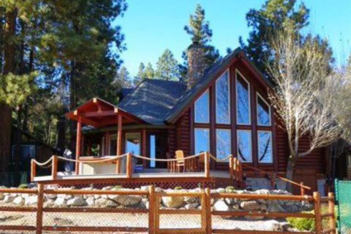 080 Moonshadows Log Home - thumb 2