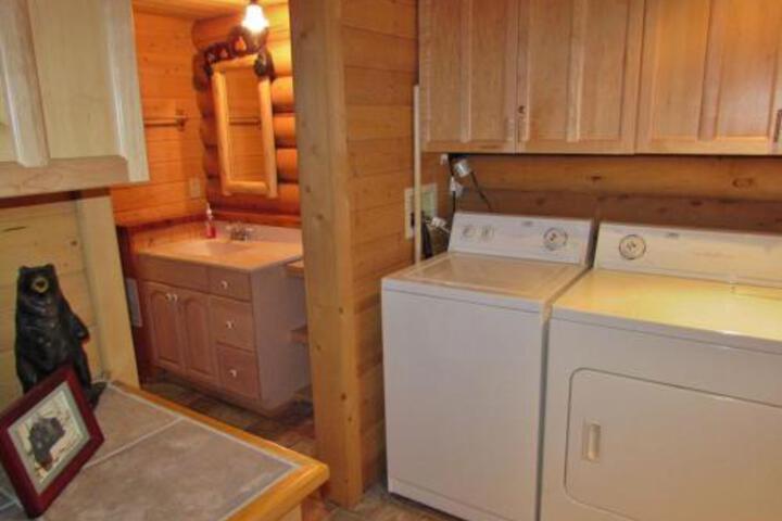 080 Moonshadows Log Home - thumb 1