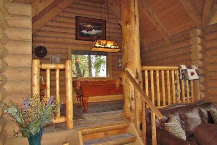 080 Moonshadows Log Home - thumb 0