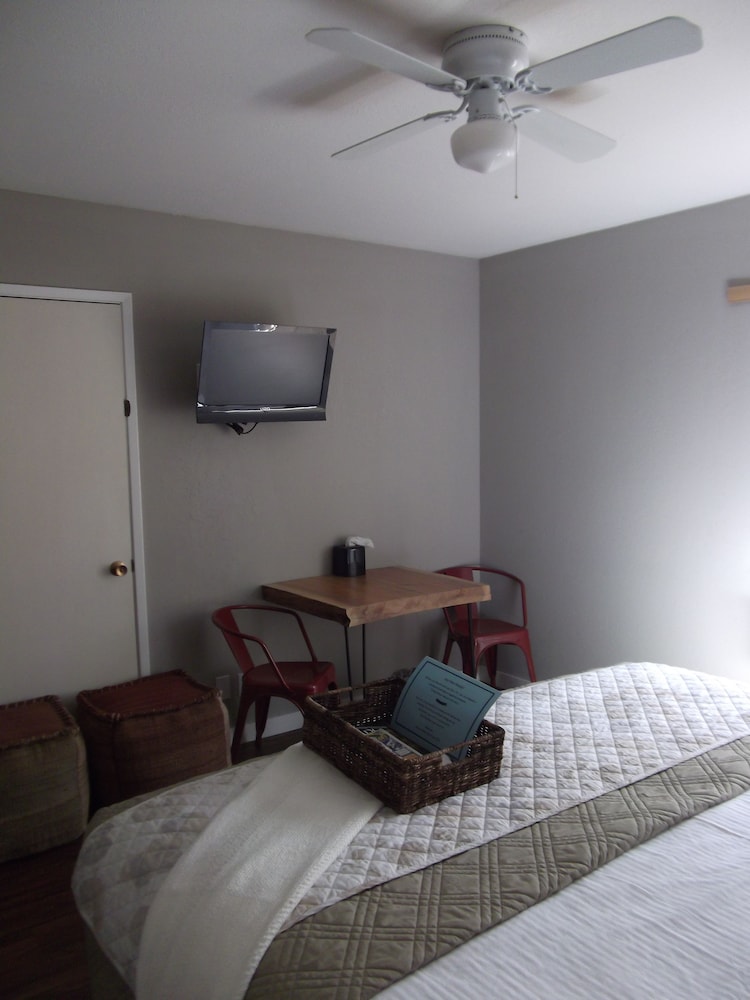 7 Seas Inn At Tahoe - thumb 3