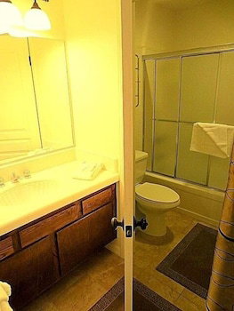 142 Premium Condo - thumb 6
