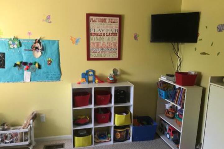 5 Miles To The Stadium Above Ground Pool - thumb 4