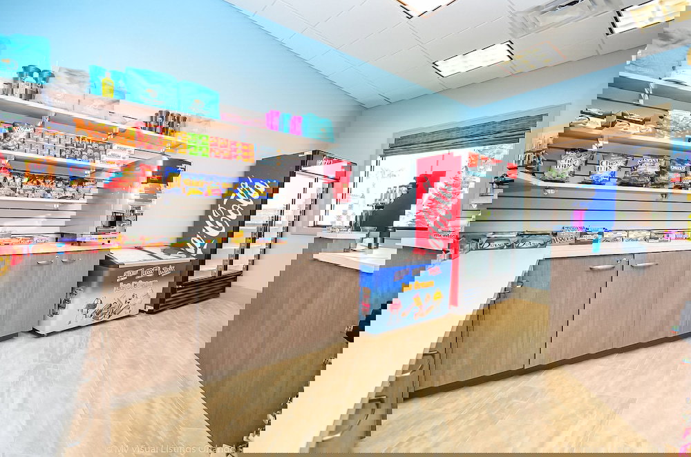 1431 Moon Valley Drive - thumb 1