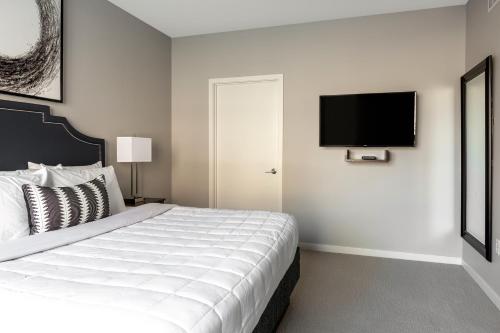 Stay Alfred On South 4th Street - thumb 4