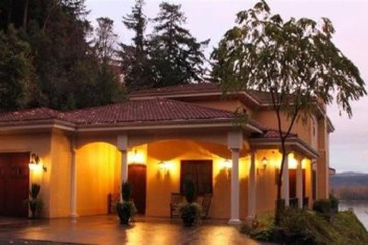 The Villa At Little Cape Horn - thumb 4