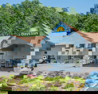 Days Inn by Wyndham Ashland - Accommodation Texas