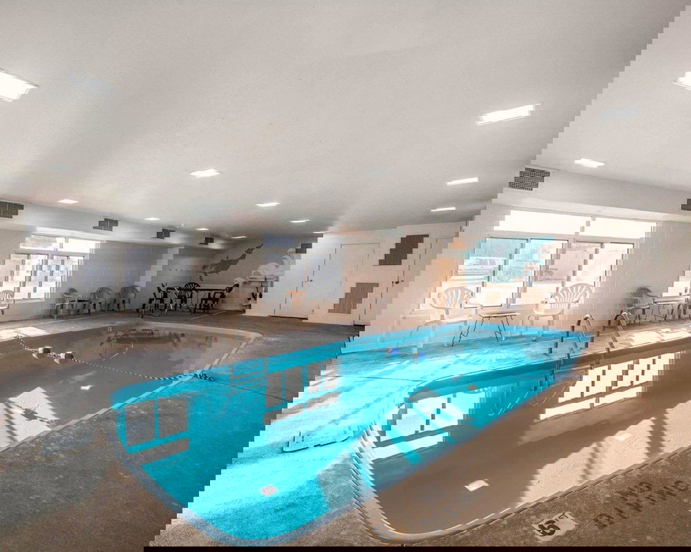 Econo Lodge - thumb 4