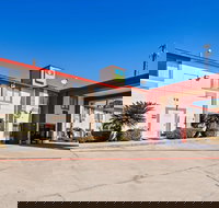 SureStay Hotel by Best Western Orange - Accommodation Texas