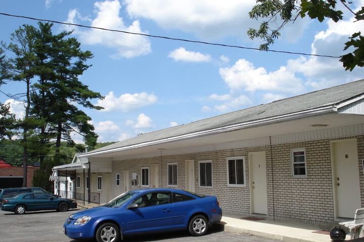 Cedar Grove Motel - thumb 1