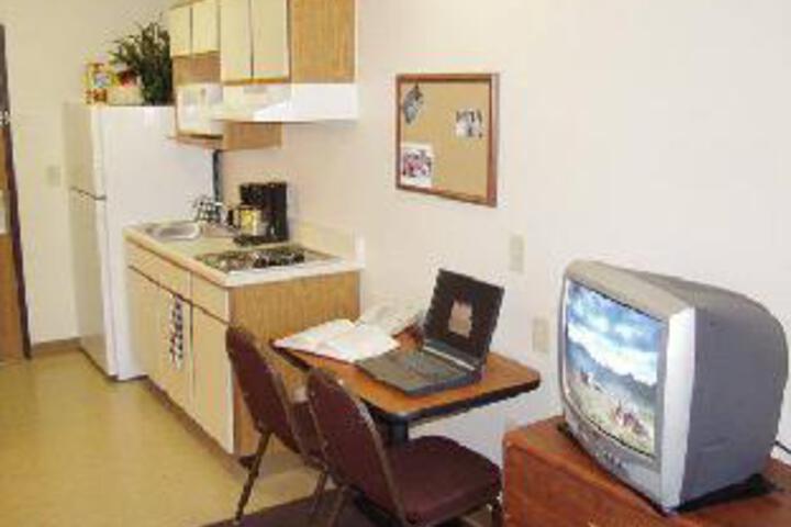 Value Place Simpsonville - thumb 0