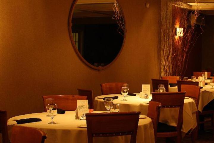 Macalusos At The Lantern Lodge - thumb 6