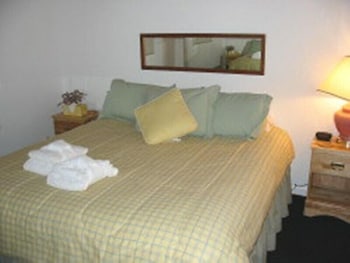 865 Michael Dr. - thumb 1