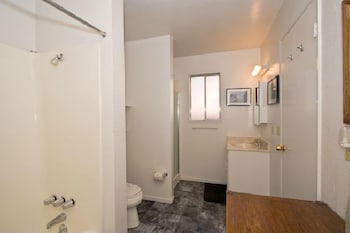 2136 Venice Dr. - thumb 6