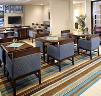 Hawthorn Suites by Wyndham Wheeling at the Highlands - Accommodation Texas