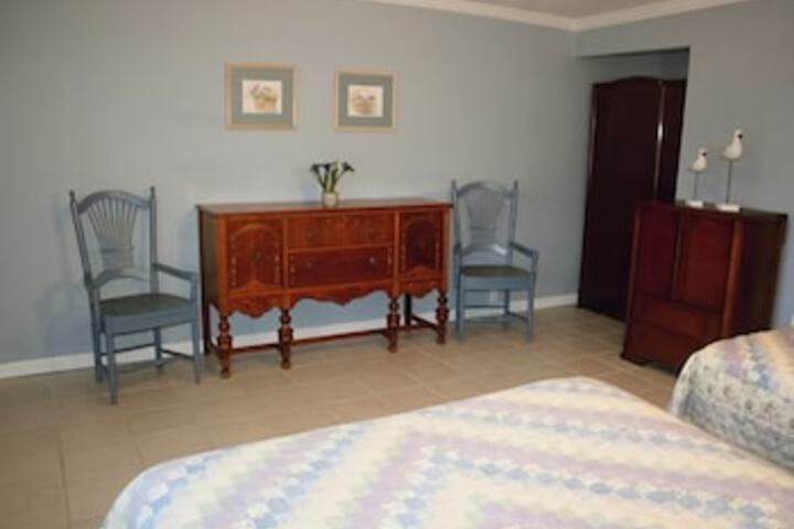 Bodega Harbor Inn - thumb 7