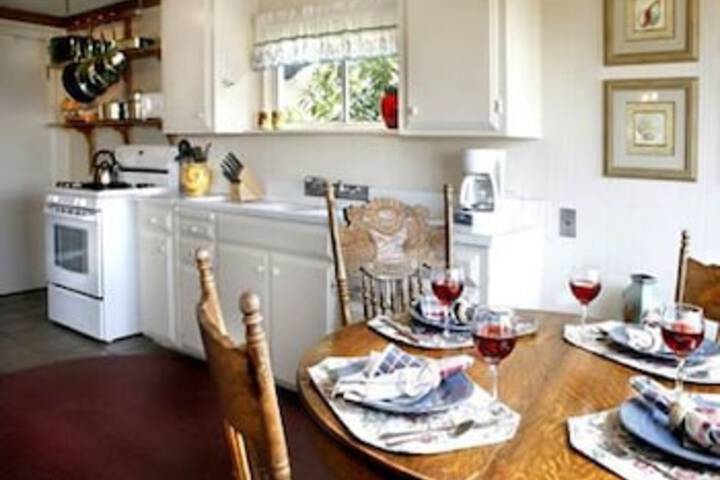 Bodega Harbor Inn - thumb 2