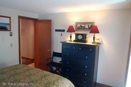 Two Bedroom Condominium 61SW - thumb 0