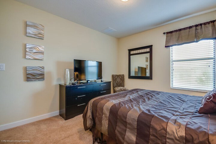 1422 Moonvalley Drive - thumb 3