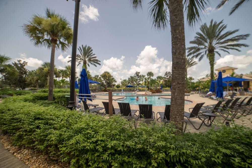 10623 Vicenza Ct - thumb 1