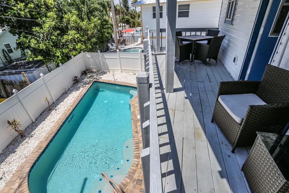 219 Fairweather - thumb 1